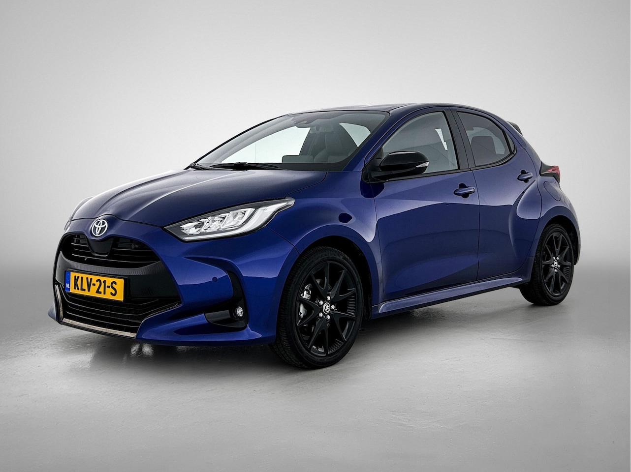 Toyota Yaris - 1.5 Hybrid Executive | Head Up Display | JBL | Dodehoekdetectie | Carplay - AutoWereld.nl