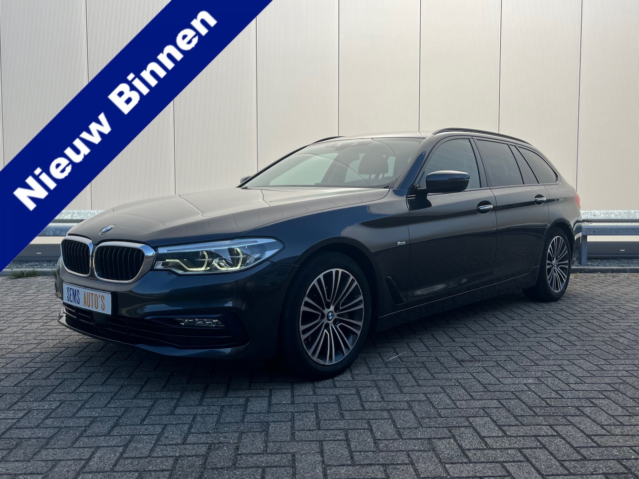 BMW 5-serie Touring - 540d xDrive Executive Luxery Line - AutoWereld.nl