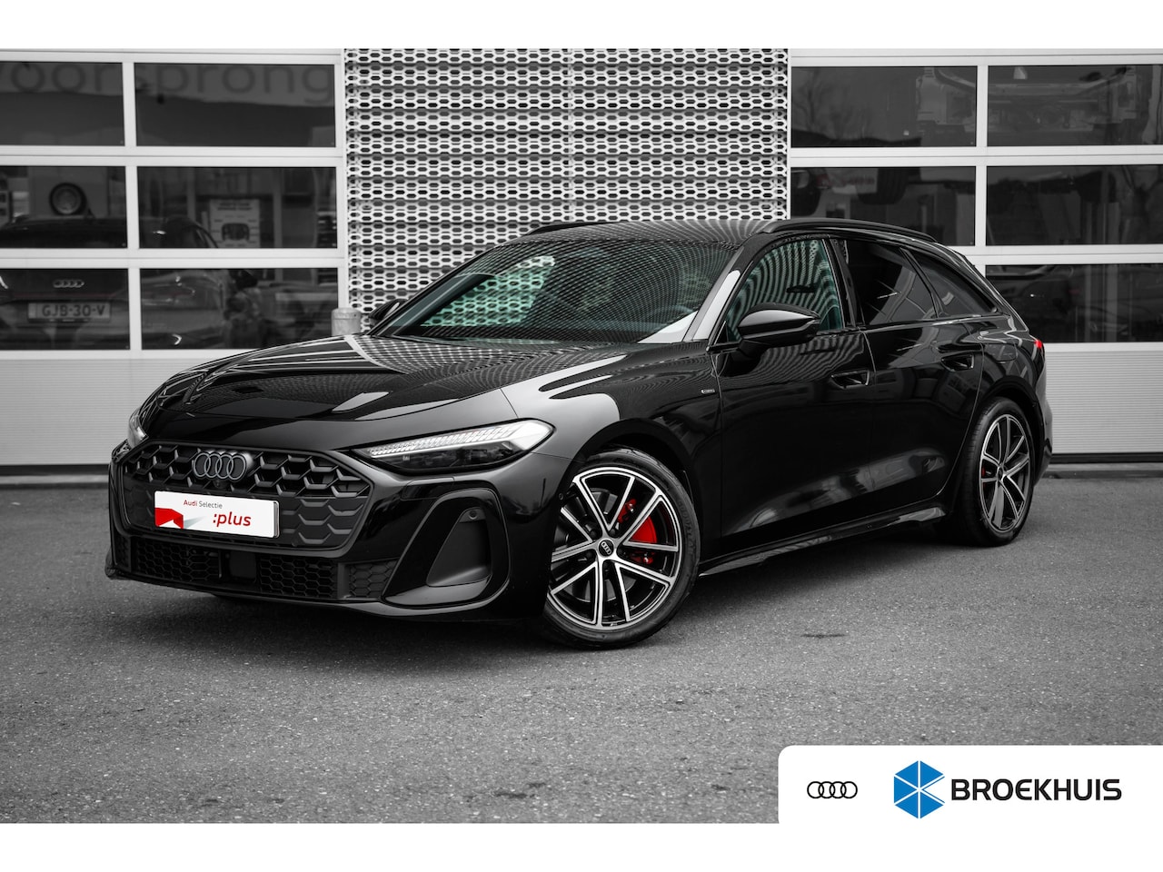 Audi A5 Avant - e-hybrid 367pk Quattro S edition Competition | Panoramadak | Trekhaak | S-Sportstoel | Pas - AutoWereld.nl