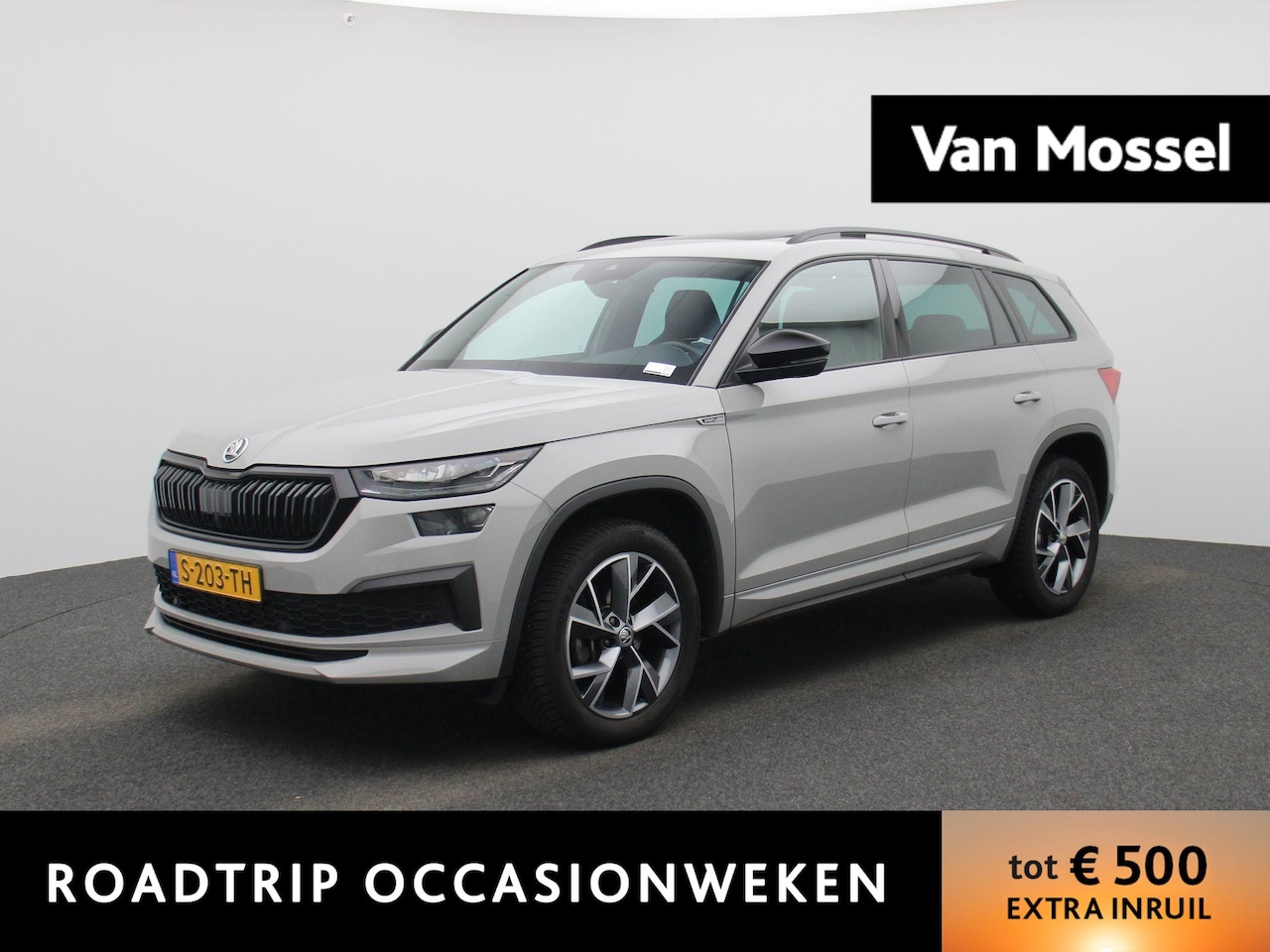 Skoda Kodiaq - 1.5 TSI Sportline Business 7p. PANORAMADAK | SPORTSTOELEN | ELEKTRISCHE STOELEN | ADAPTIEV - AutoWereld.nl