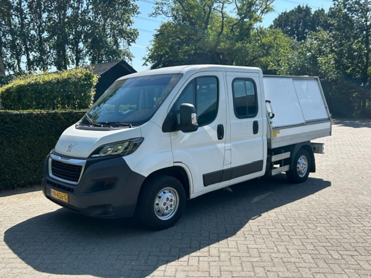 Peugeot Boxer - 335 2.2 HDI L2H1 XR DC 335 2.2 HDI L2H1 XR DC - AutoWereld.nl