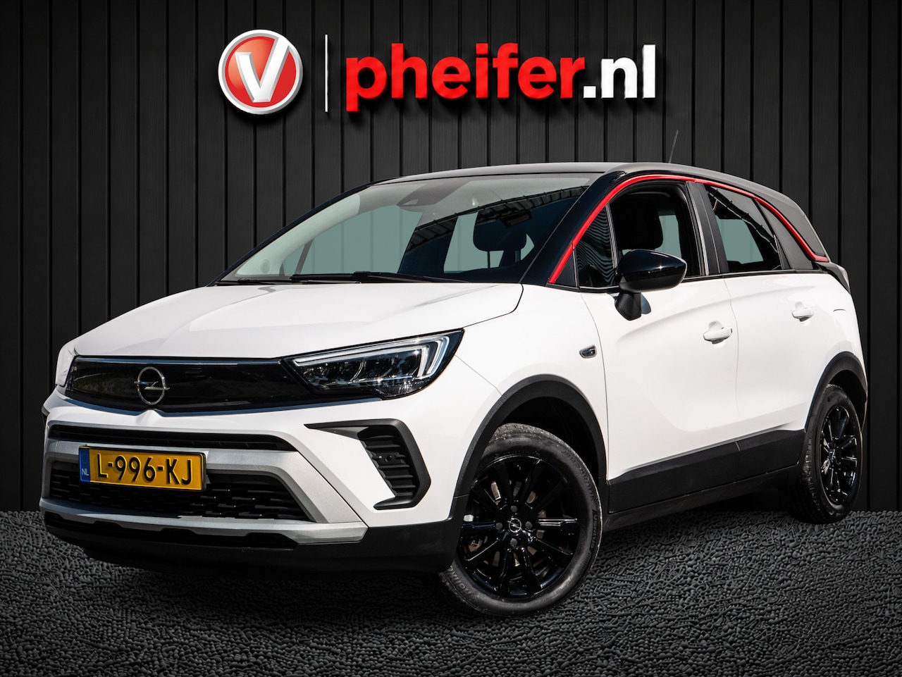 Opel Crossland - 1.2 Turbo GS Line Trekhaak/ Stoel-stuurverwarming/ Carplay/ Camera/ Navigatie Apps - AutoWereld.nl