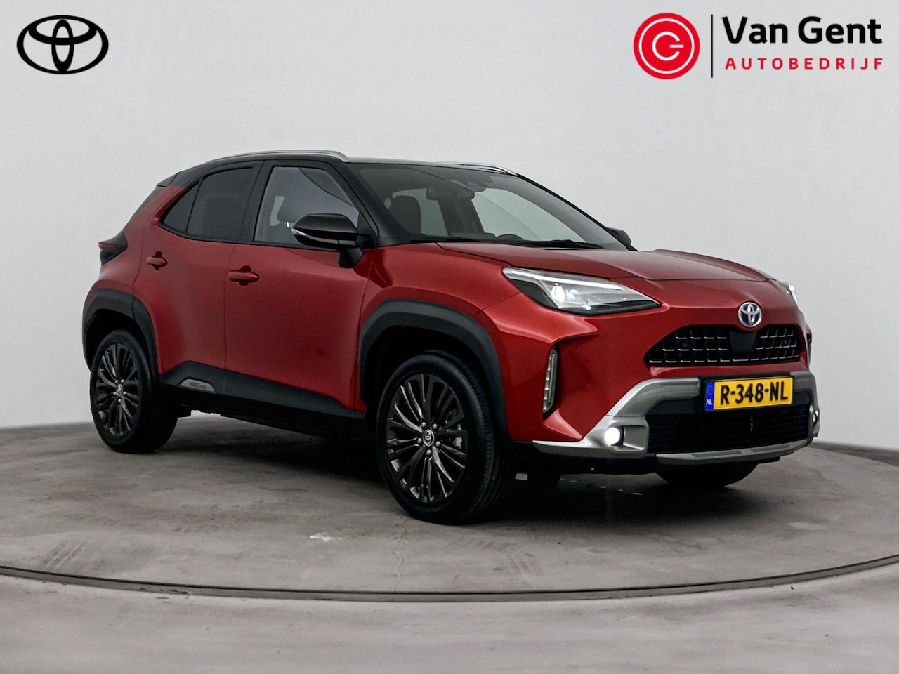 Toyota Yaris Cross - 1.5 Hybrid Adventure | Trekhaak | Dodehoek detectie | Matrix LED | Head-up display | Apple - AutoWereld.nl