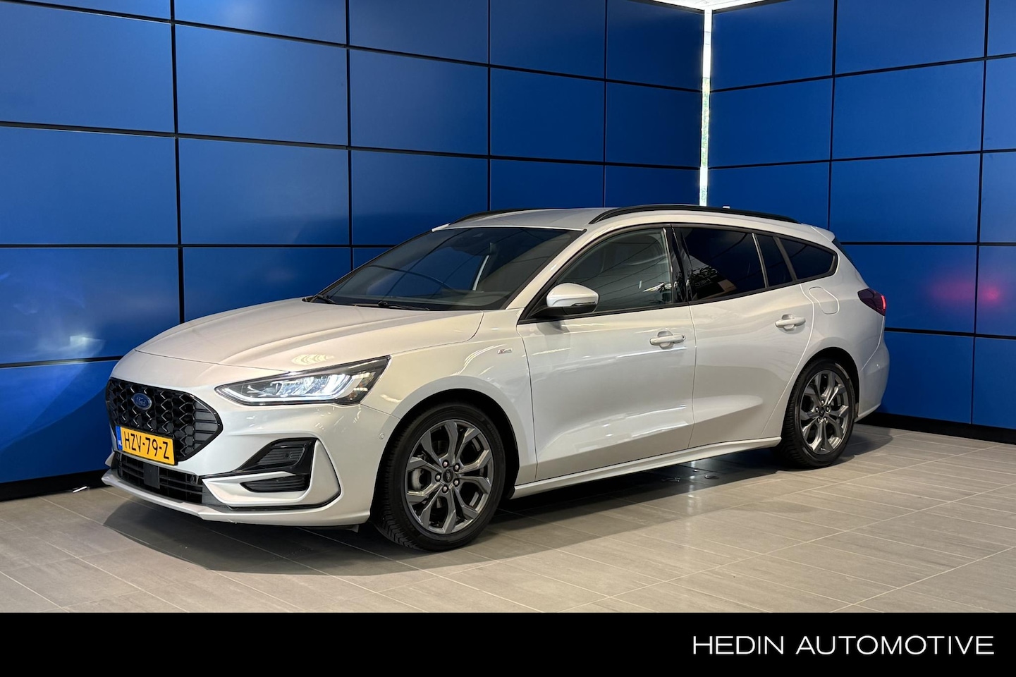 Ford Focus Wagon - 1.0 EcoBoost Hybrid ST Line 1.0 EcoBoost Hybrid ST Line - AutoWereld.nl