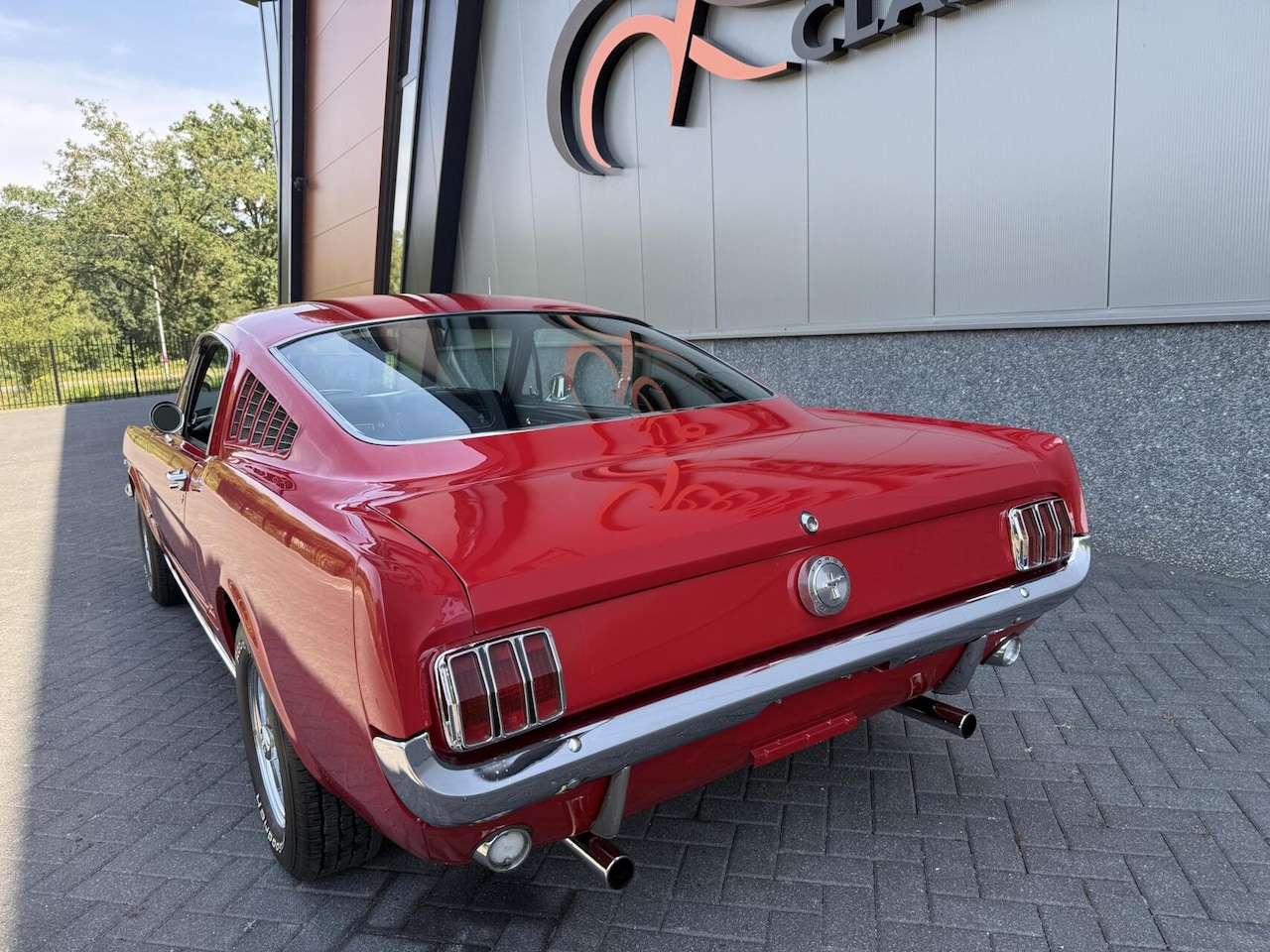 Ford Mustang Fastback - AutoWereld.nl