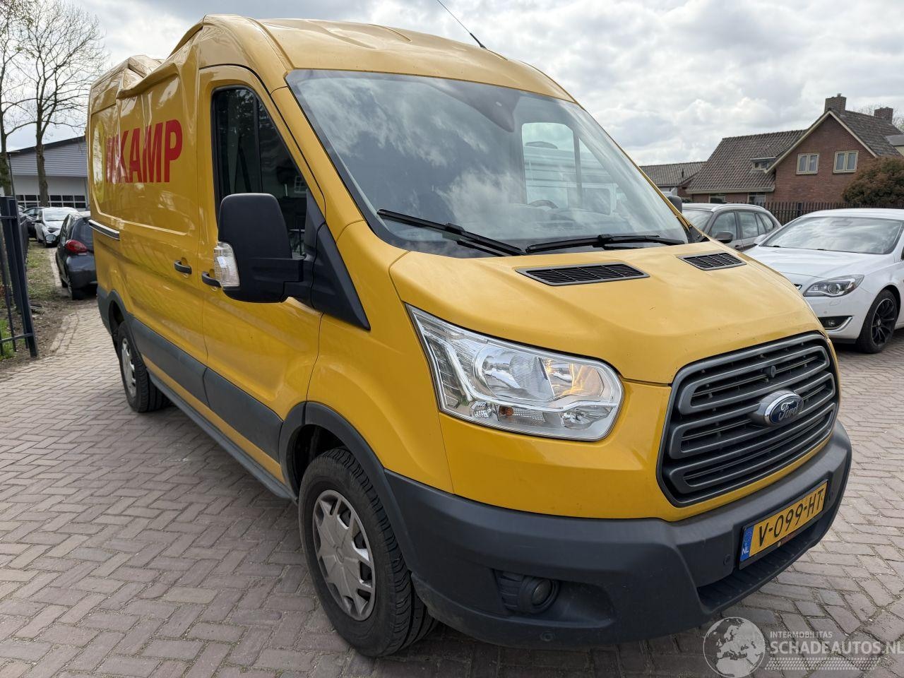 Ford Transit - 350 2.0 TDCI L2H2 96 Kw - AutoWereld.nl