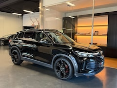 Volkswagen Tiguan - 1.5 eTSI Panorama 360Cam. Trekhaak 1e eigenaar
