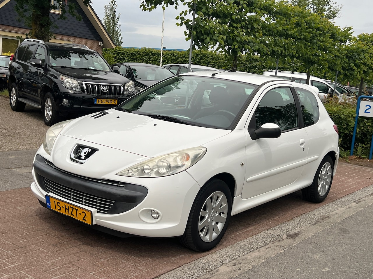 Peugeot 206 - 1.4 *Airco|Cruise|LMV - AutoWereld.nl