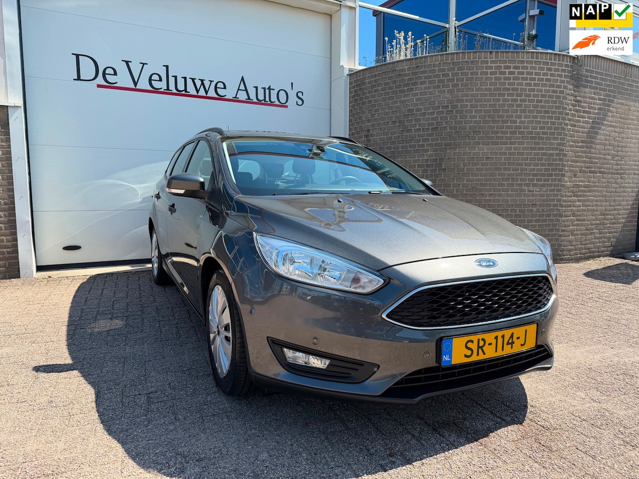 Ford Focus Wagon - 1.0 Lease Edition|Cruise|PDC|Navi - AutoWereld.nl