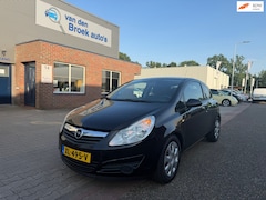 Opel Corsa - 1.0-12V Essentia AIRCO