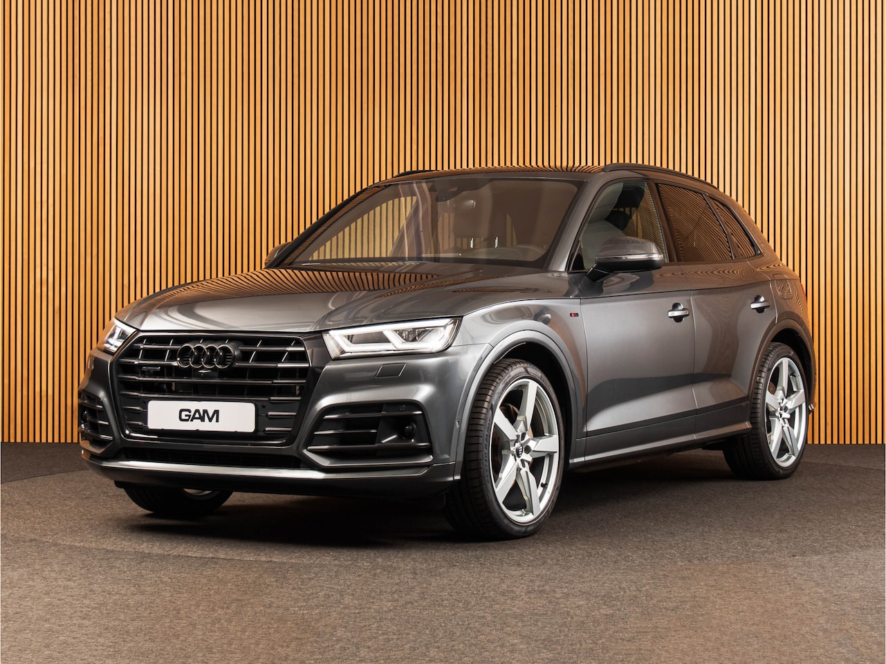 Audi Q5 - 55 TFSI e quattro PANO | MASSAGA | LUCHTVERING | 21" - AutoWereld.nl