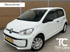 Volkswagen e-Up! - 37 kWh | Climate control | Cruise control | Rijbaan assistent | Dimlichten automatisch | P