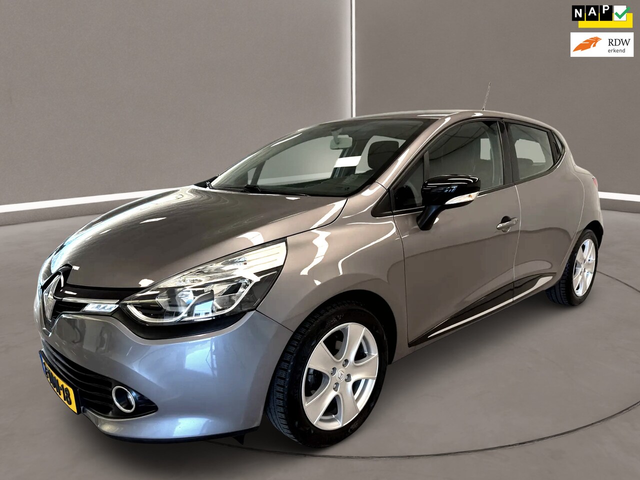 Renault Clio - 0.9 TCe Dynamique 90 Pk 5 deurs Airco Navi Nap - AutoWereld.nl