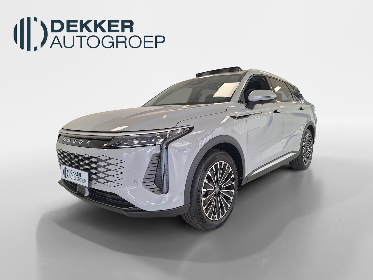 Omoda 9 - PHEV Premium Panoramadak - 1100KM Bereik - AutoWereld.nl
