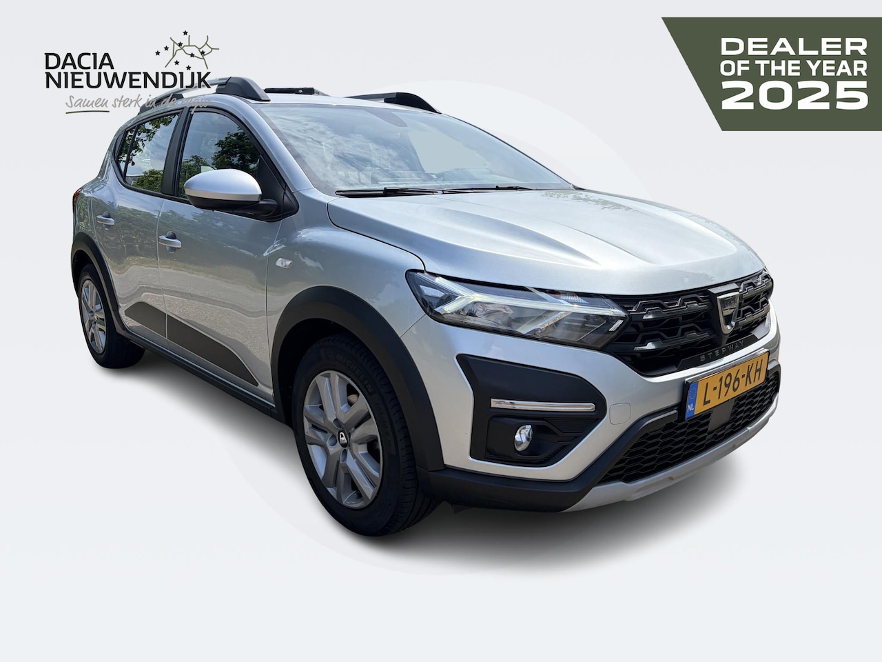 Dacia Sandero Stepway - 1.0 TCe 100 Bi-Fuel Comfort | CARPLAY ANDROID AUTO | PDC | NAVI | CLIMATE | CRUISE CONTR. - AutoWereld.nl