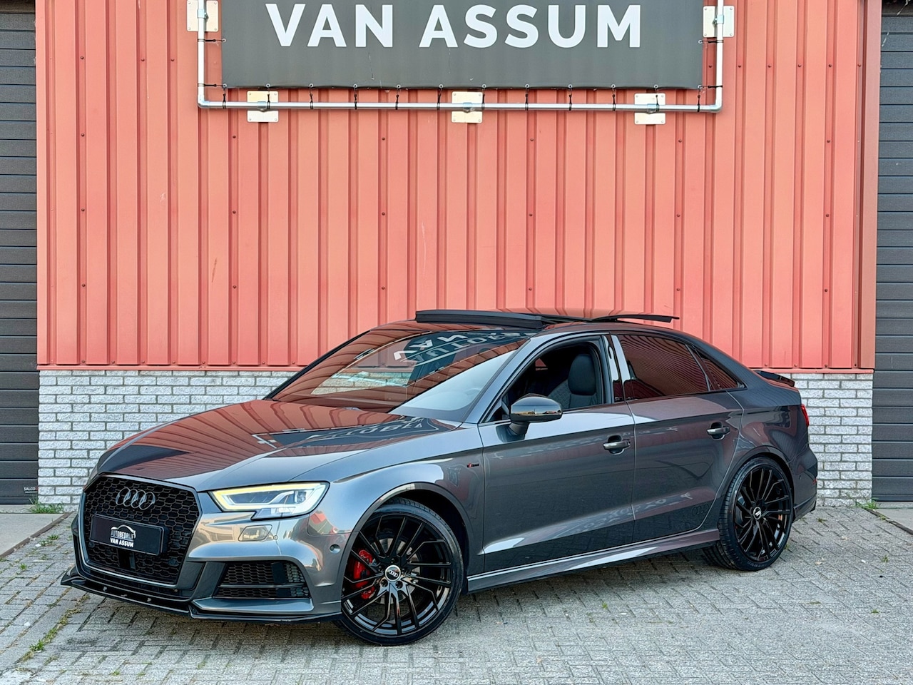 Audi A3 Limousine - 35 TFSI 3xS-Line Pano Virtual RS-stoel B&O - AutoWereld.nl
