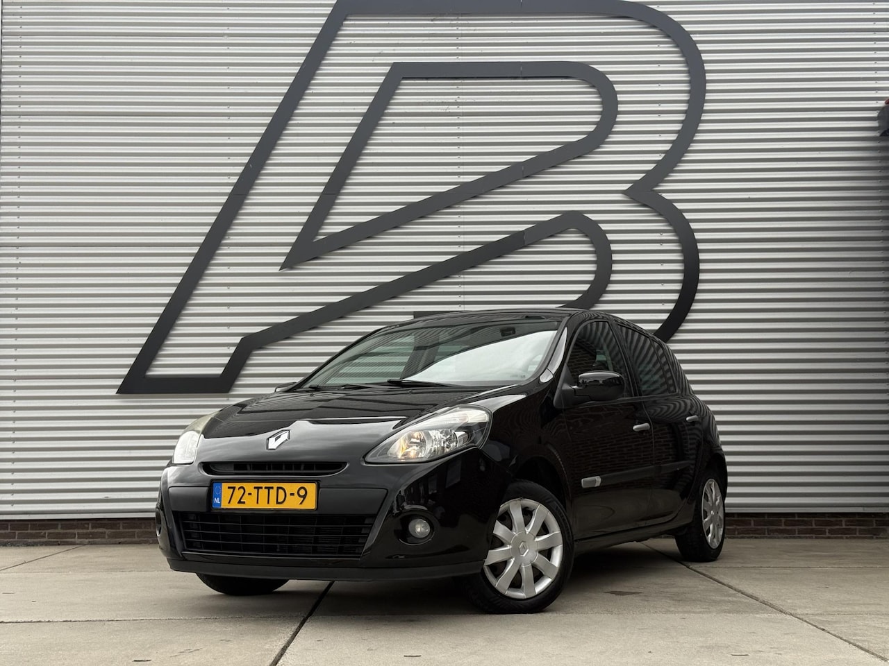 Renault Clio - 1.2 Authentique 1e Eigenaar|Airco|Cruise|Trekhaak|N.A.P|Nieuwe APK bij Aflevering - AutoWereld.nl