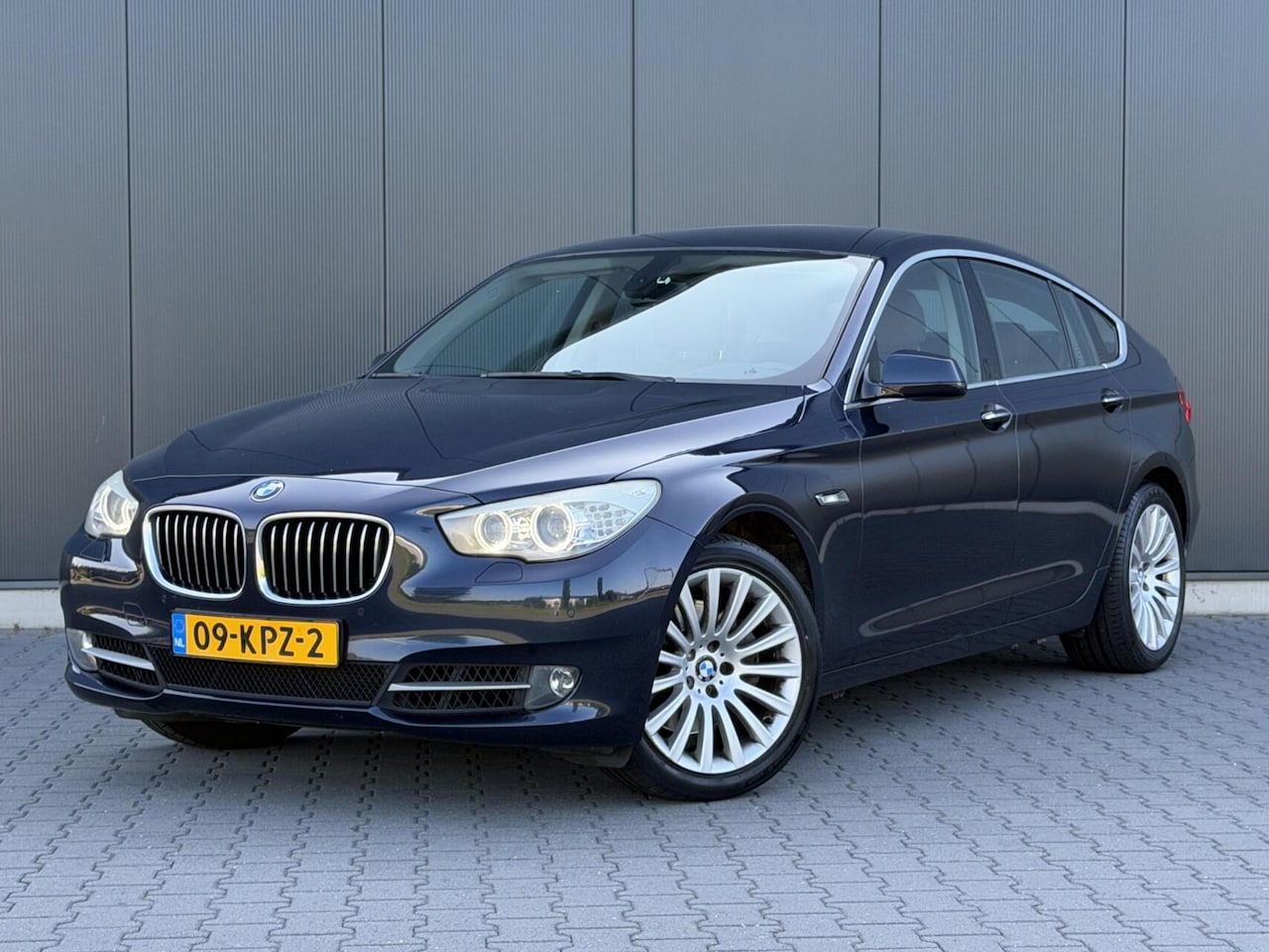 BMW 5-serie Gran Turismo - 535I Executive Leder - Navi - Xenon - Keurig Onderhouden - AutoWereld.nl
