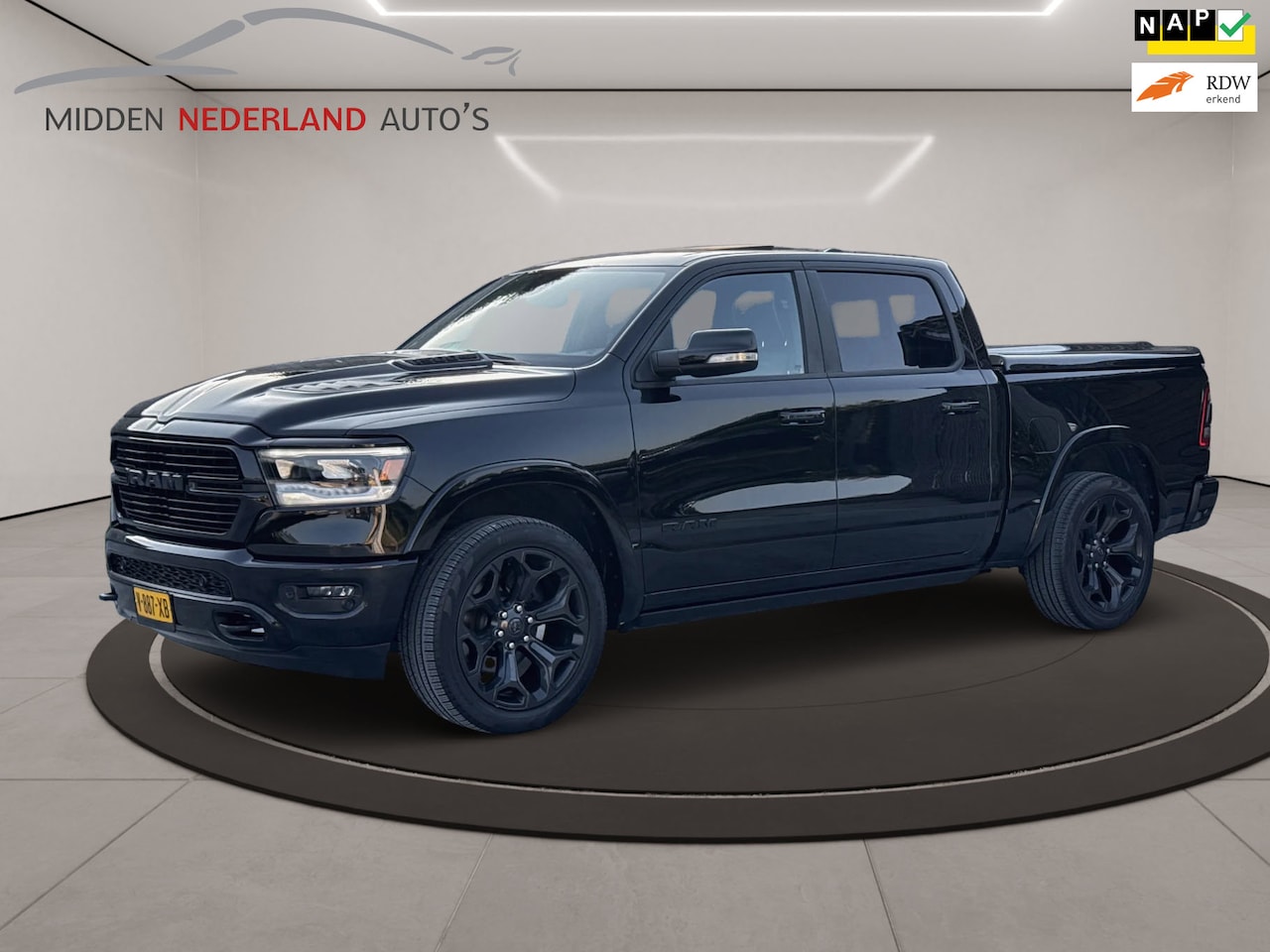 Dodge Ram 1500 - 5.7 V8 Crew Cab Laramie * GROOT NAVIGATIE * LPG PRINS * - AutoWereld.nl