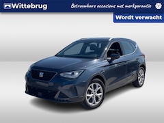 SEAT Arona - 1.0 TSI 110PK FR / LED / Achteruitrijcamera / Stoelverwarming / Keyless Entry-Go / App-Con