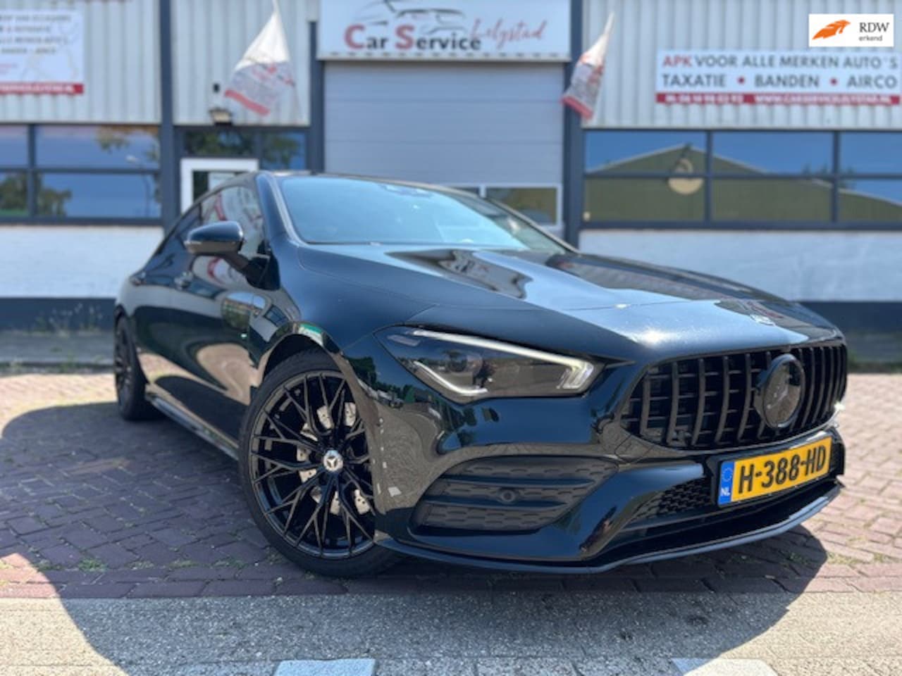 Mercedes-Benz CLA-Klasse - 200 Business Solution AMG KEYLESS||PANO|CARPLAY|CAMERA|19'' - AutoWereld.nl