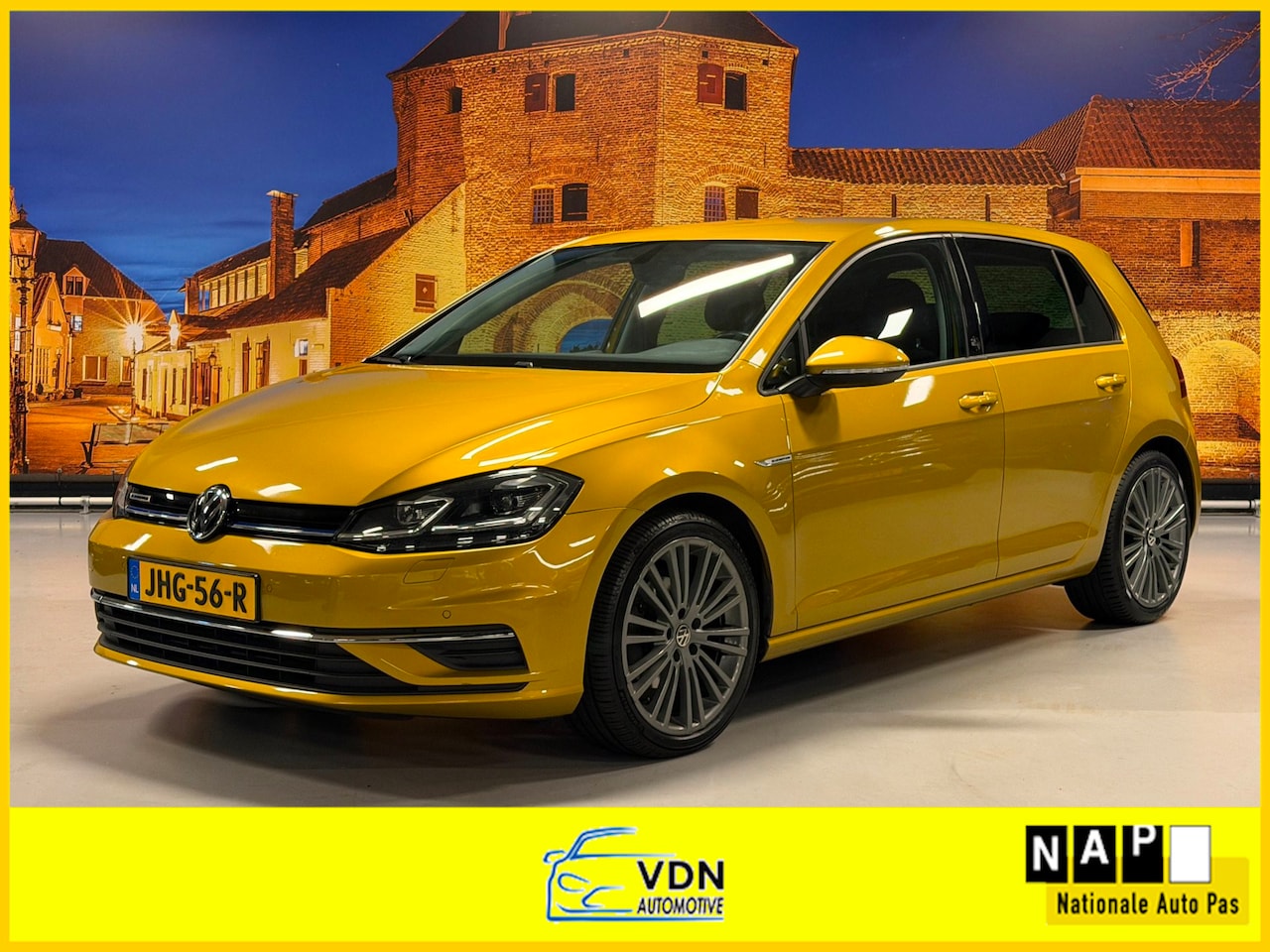 Volkswagen Golf - 1.5 TSI Highline Sound Automaat LED PDC Carplay - AutoWereld.nl