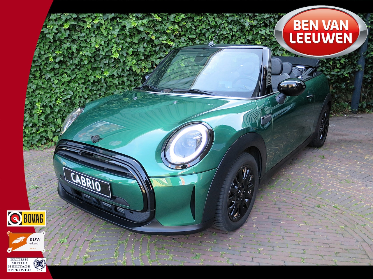 MINI Cabrio - 1.5 Cooper Classic F57 LCI2 aut met Navi, A.cam, Head-up, Apple CP, DAB en 16" - AutoWereld.nl