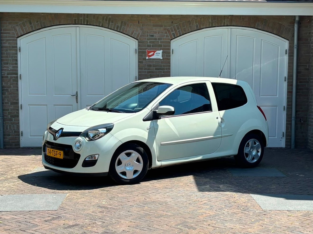 Renault Twingo - 1.2 16V Collection met trekhaak - AutoWereld.nl