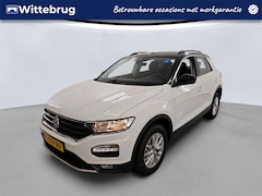 Volkswagen T-Roc - 1.5 TSI 150pk Style DSG Automaat / Parkeersensoren / Elek. Kofferbak / LM 16'' / Navi /