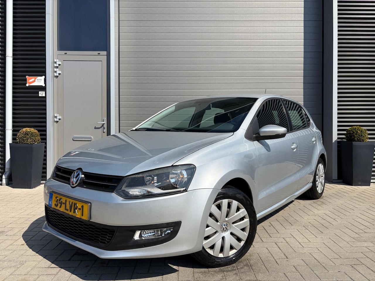 Volkswagen Polo - 1.4-16V Comfortline/Automaat/Cruise control/Airconditioning/ - AutoWereld.nl
