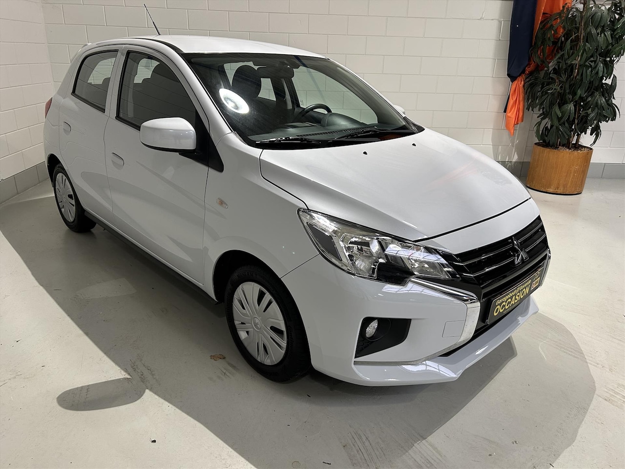 Mitsubishi Space Star - 1.2 MIVEC 71pk, Airco, DAB+, Regen&Lichtsensor - AutoWereld.nl