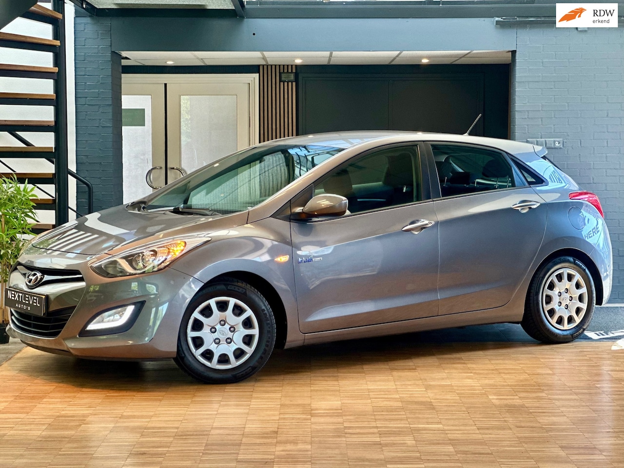 Hyundai i30 - 1.6 GDI i-Motion Cruise Controle Trekhaak Airco NAP Bluethooth - AutoWereld.nl