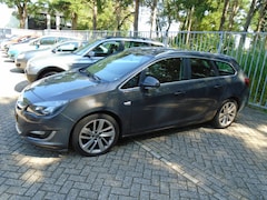 Opel Astra Sports Tourer - 1.4 Turbo Sport
