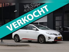 Toyota Auris - 1.8 Hybrid |Panorama|Navigatie|Xenon