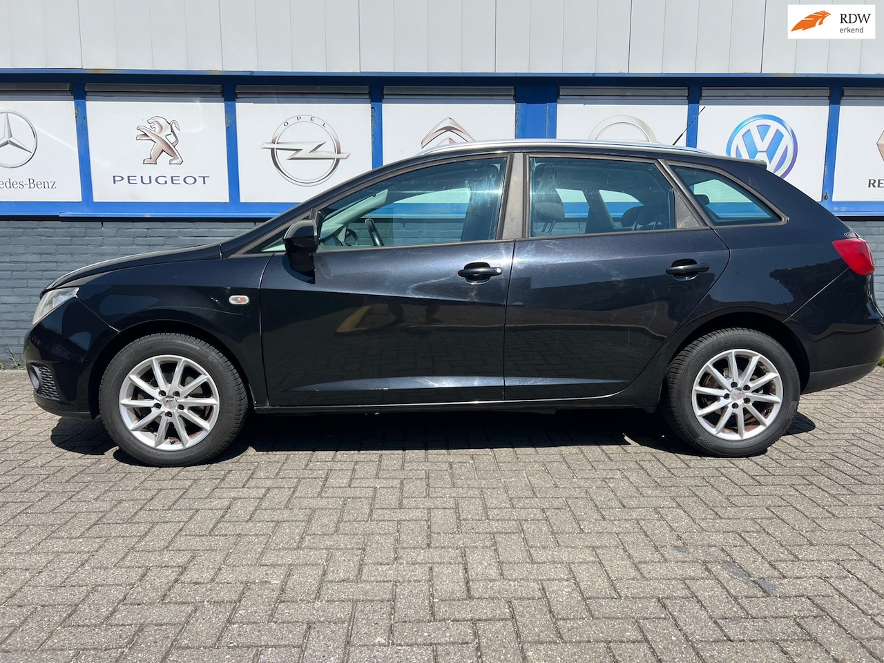SEAT Ibiza ST - 1.4 Reference Station 2010 142000km 3995eu - AutoWereld.nl