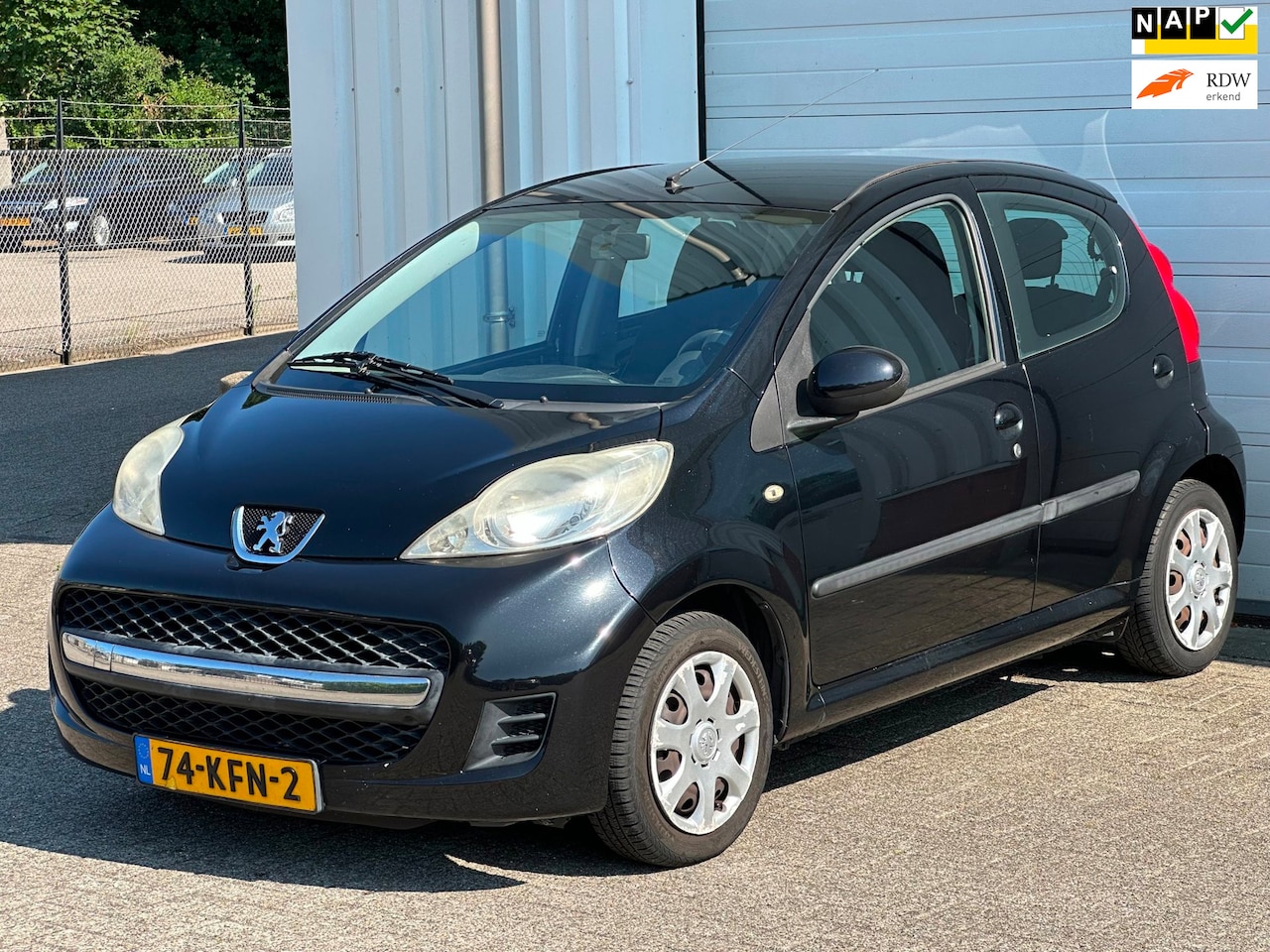 Peugeot 107 - 1.0-12V Sublime 5-Deurs / Airco / Elektr. Ramen ! - AutoWereld.nl