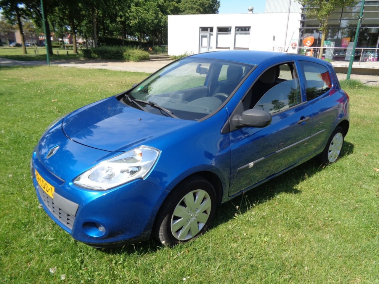Renault Clio - met nieuwe a p k - AutoWereld.nl