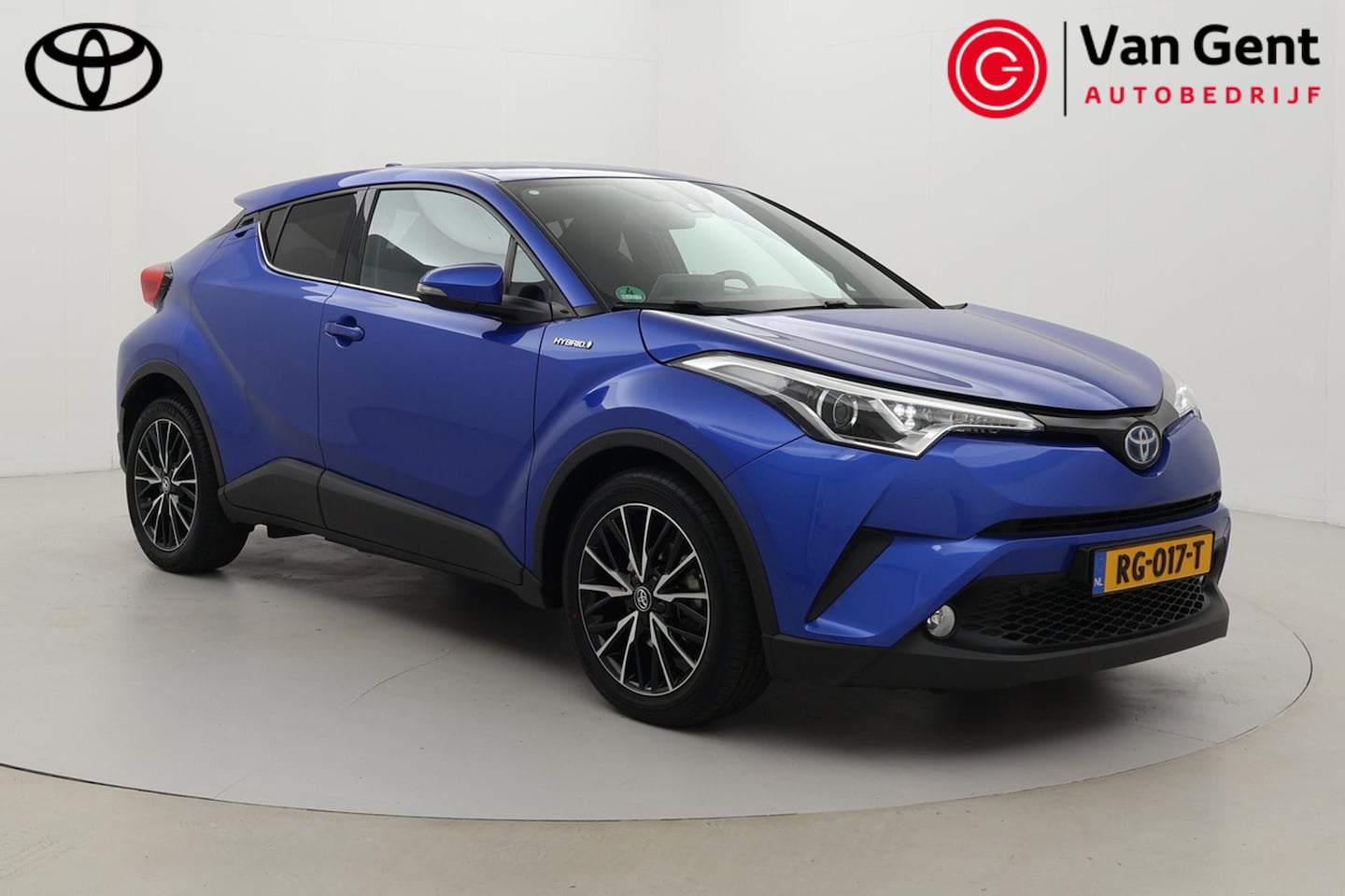 Toyota C-HR - 1.8 Hybrid Dynamic | Navigatie | Stoelverwarming | Keyless | Adaptive Cruise | Clima | Cam - AutoWereld.nl