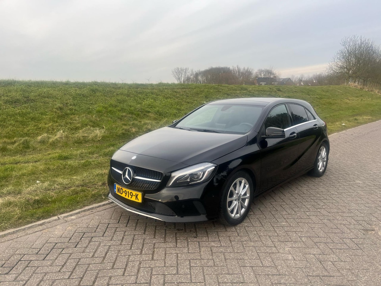 Mercedes-Benz A-klasse - 180 d Lease Edition Plus Automaat Nieuw Disb Riem/Waterpomp!! Groot Navi Pano Climate Crui - AutoWereld.nl