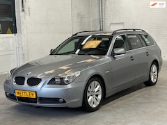 BMW 5-serie Touring - 523i Executive M | Trekhaak | Navigatie | Airco | Cruise Control | PDC