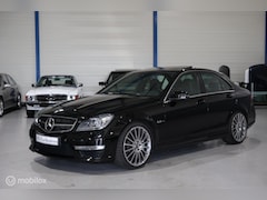 Mercedes-Benz C-klasse - AMG 63