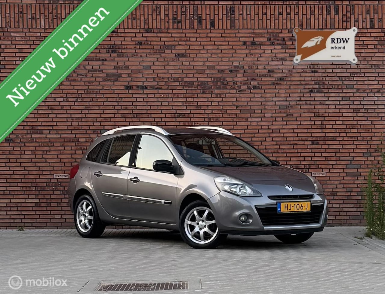 Renault Clio Estate - 1.2-16V Collection 1.2-16V Collection,New APK,Navi - AutoWereld.nl