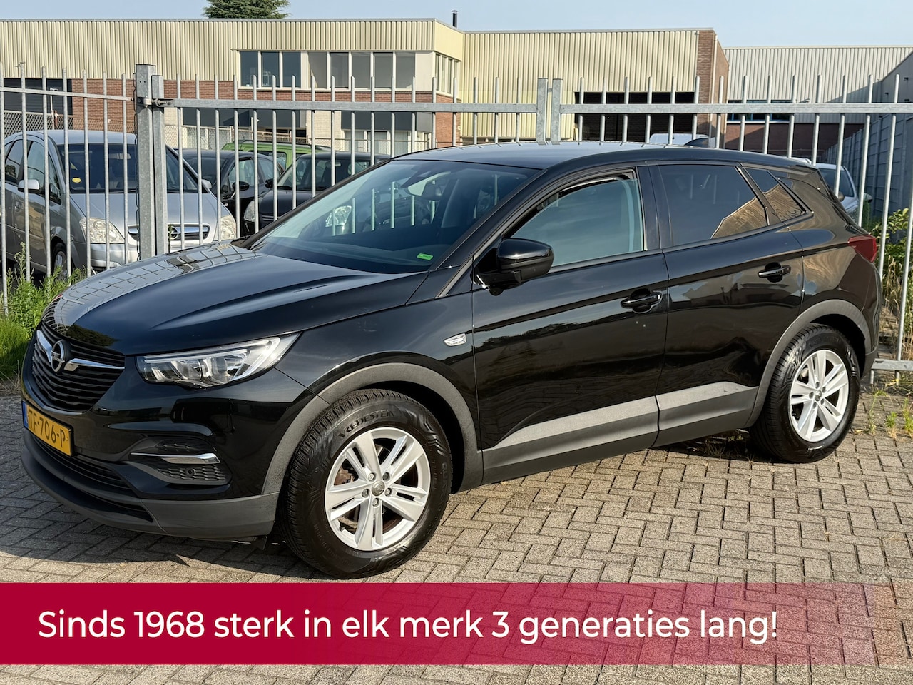 Opel Grandland X - 1.2 Turbo Online Edition 131PK! NL AUTO NAP! NAVI l Line assist l LED l TREKHAAK l CRUISE - AutoWereld.nl