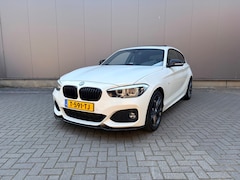 BMW 1-serie - 120i Edition M Sport Shadow High Executive