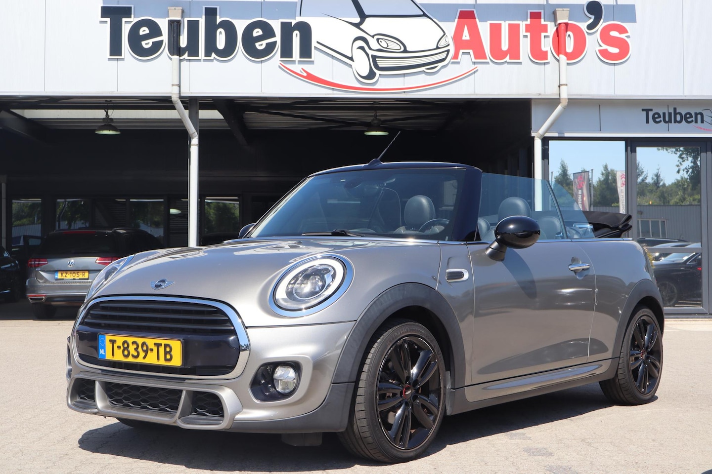 MINI Cabrio - 1.5 Cooper Chili Business | Works Package | Led | Navigatie | Climate control - AutoWereld.nl