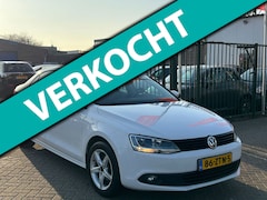 Volkswagen Jetta - 1.2 TSI Trendline Zeer netjes 2e eigenaar dealer onderhouden airco cruis control cv op afs