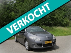 Renault Mégane coupé cabriolet - 1.4 TCE Privilège . 2 Drs . Airco . Elec dak . Leder intrieur . Stoelverwarming