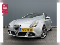Alfa Romeo Giulietta - BWJ 2010 | 1.7TBI 236 PK Quadrifoglio Verde | CLIMA | LEDER/STOF | CRUISE | PRIVACY GLASS