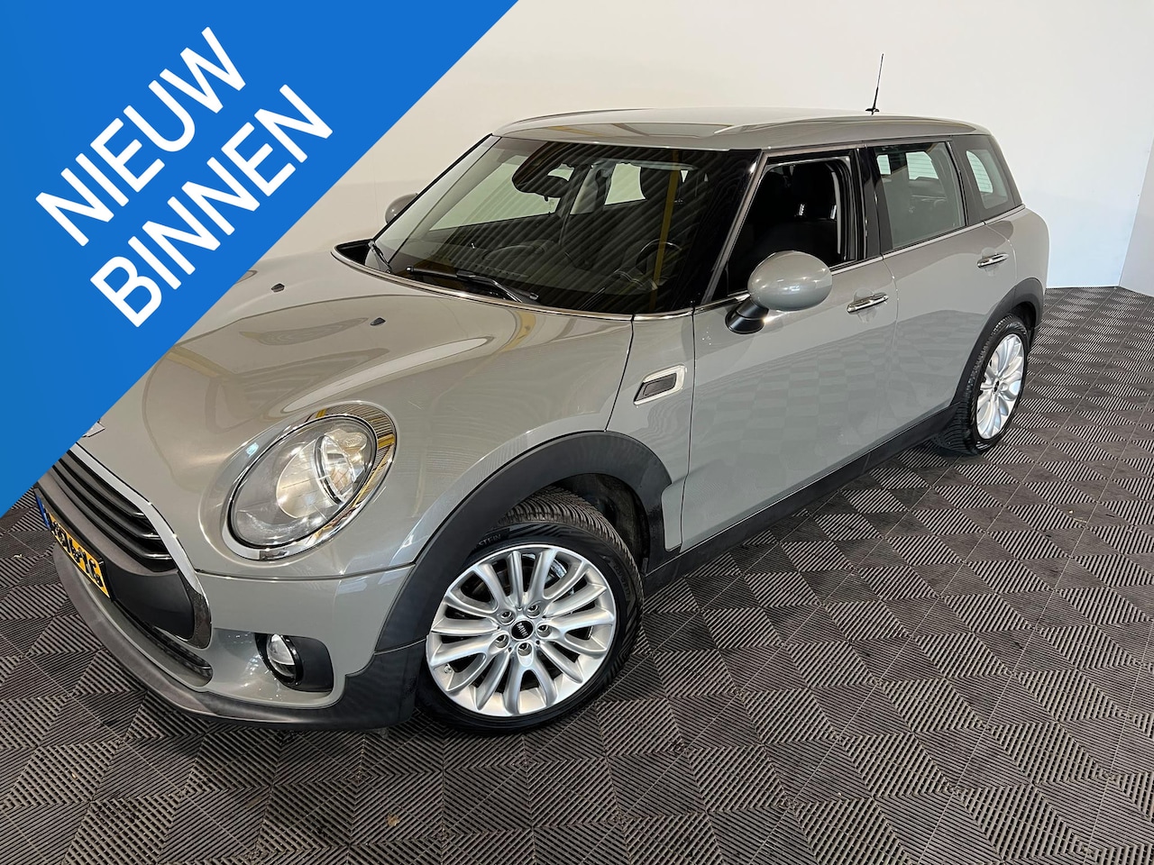 MINI Clubman - 1.5 One Pepper Business Plus - AutoWereld.nl