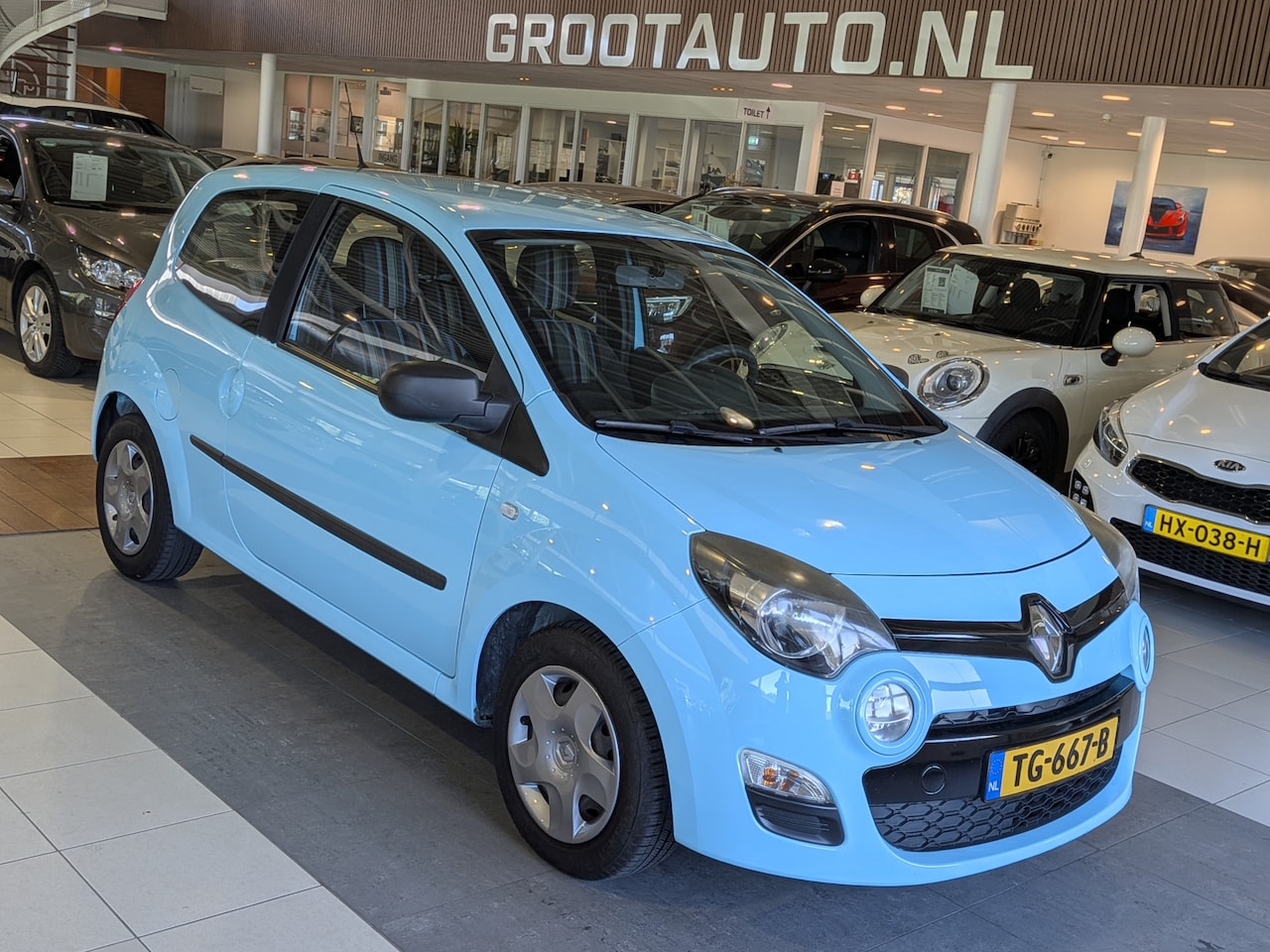 Renault Twingo - 1.2 16V Collection Stuurbekrachtiging - AutoWereld.nl